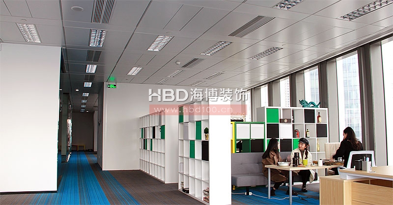 廣告公司辦公室,辦公室裝修設計,廣州東塔辦公室,創(chuàng)意辦公空間.jpg 廣告公司辦公室,辦公室裝修設計,廣州東塔辦公室,創(chuàng)意辦公空間.jpg