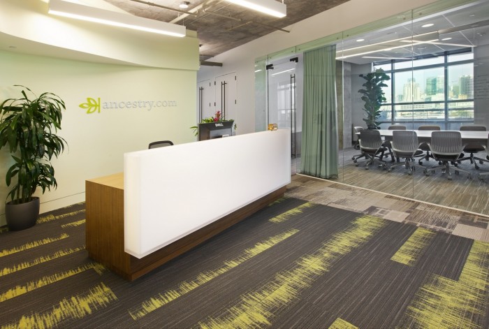 工業(yè)風(fēng)辦公室設(shè)計(jì),loft工業(yè)風(fēng)設(shè)計(jì),廣州裝飾公司,海博裝飾.jpg 工業(yè)風(fēng)辦公室設(shè)計(jì),loft工業(yè)風(fēng)設(shè)計(jì),廣州裝飾公司,海博裝飾.jpg