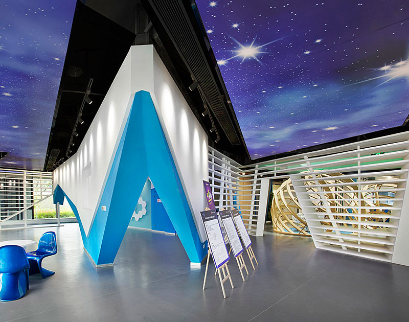 創(chuàng)意辦公室設(shè)計,廣州裝修設(shè)計公司,開放辦公室設(shè)計,海博裝飾.jpg 創(chuàng)意辦公室設(shè)計,廣州裝修設(shè)計公司,開放辦公室設(shè)計,海博裝飾.jpg