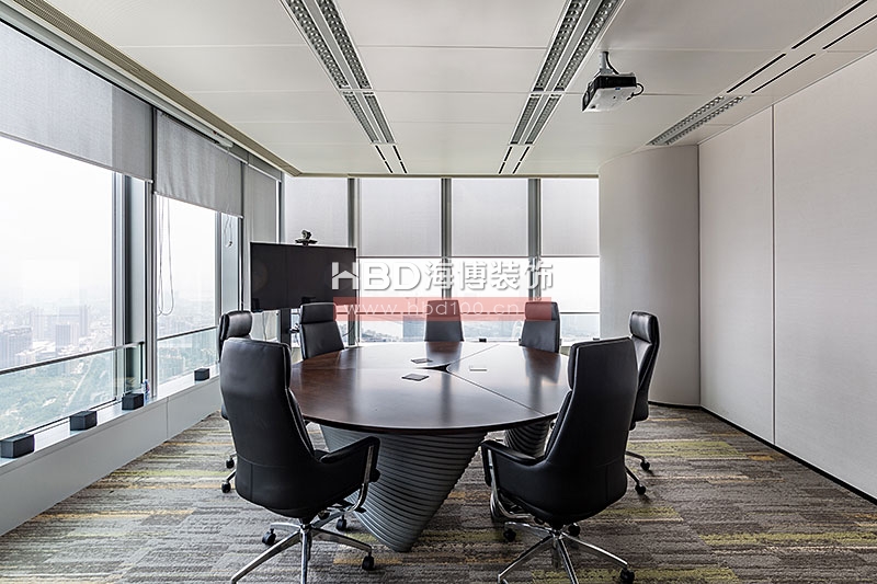 廣州辦公室裝修,環(huán)球都會(huì)辦公室裝修.jpg 廣州辦公室裝修,環(huán)球都會(huì)辦公室裝修.jpg