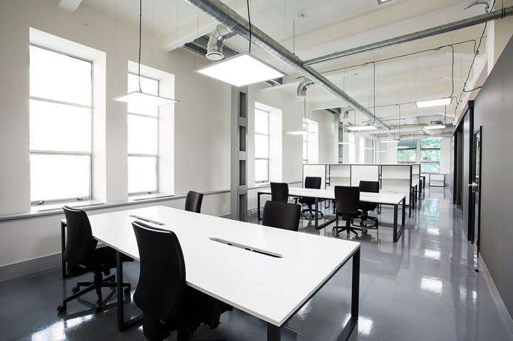 現(xiàn)代休閑風(fēng)格辦公室裝修風(fēng)格.jpg 現(xiàn)代休閑風(fēng)格辦公室裝修風(fēng)格.jpg