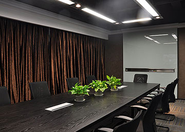 黑白色調(diào)辦公室裝修設(shè)計(jì)風(fēng)格 質(zhì)感滿(mǎn)滿(mǎn)