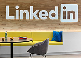 海博裝飾分享充滿(mǎn)活力的辦公室裝修設(shè)計(jì)案例